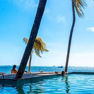 Enigmatic Beach 4* Isla Mujeres