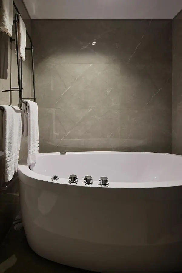 מדיין Hotel Selis