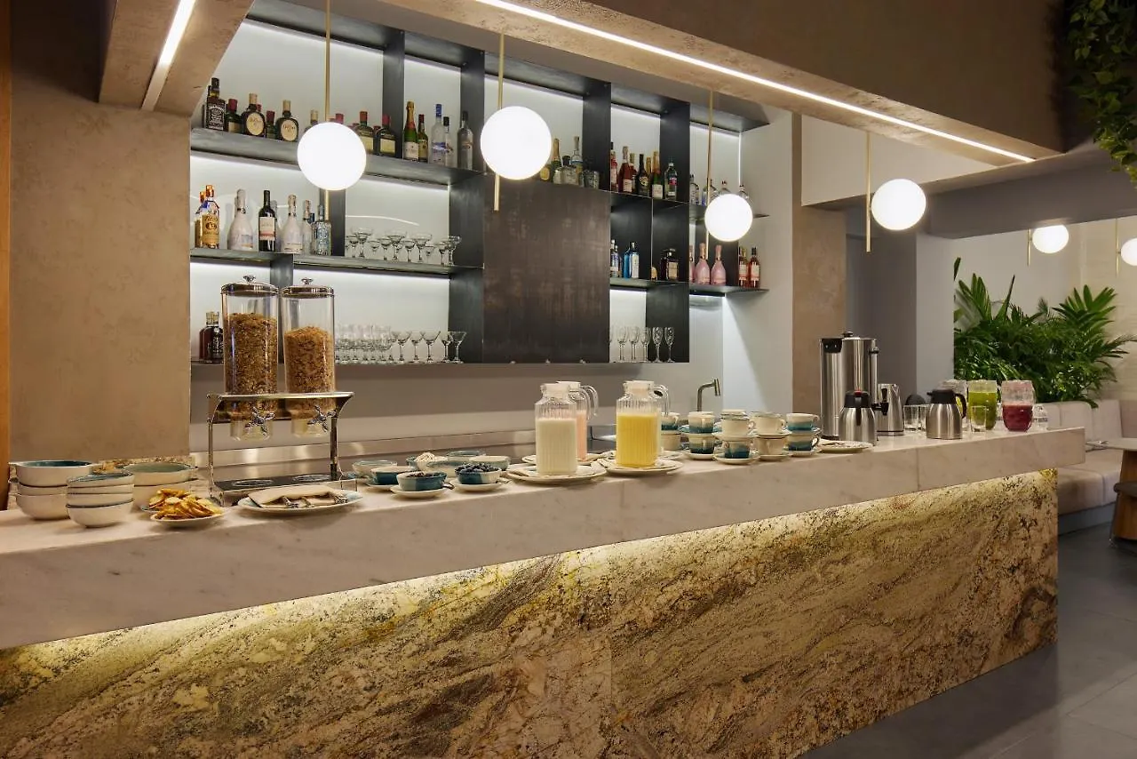 מדיין Hotel Selis